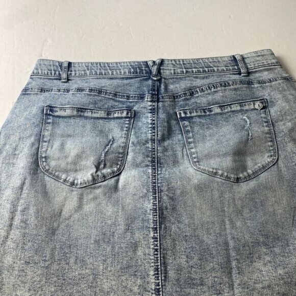 Democracy Plus Ab Solution  Frayed Hem Destructed Denim Mini Skirt Size 18W New - Picture 14 of 15
